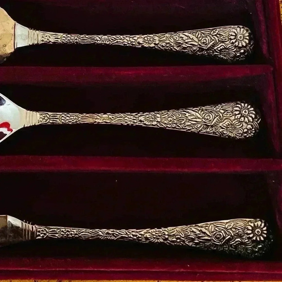 Godinger American Silversmith Serveware 3 Piece Collection in Velvet Box - Picture 5 of 9